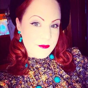 Meet your Posher, Christina